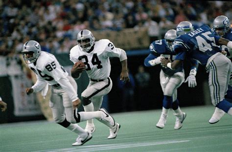 ‘Bo Jackson Game’ highlights Raiders’ lengthy MNF history | Raiders ...