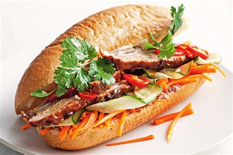 Bánh mì – .. street food