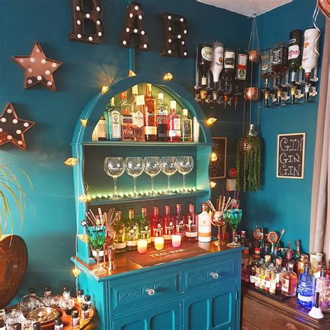 Be inspired by these wonderful home gin bars! Gin Shelf and home Bar Ideas for DIY Decorating ...