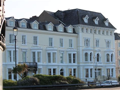 CHATSWORTH HOUSE HOTEL (AU$119): 2022 Prices & Reviews (Llandudno, Wales) - Photos of Hotel ...