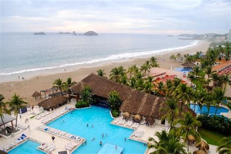 Park Royal Ixtapa: view from our room( I think we were a few floors ...