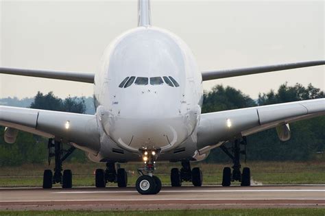 An Airbus A380 turning sharply to enter a runway at the MAKS 2011 event ...