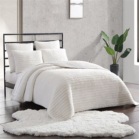 UGG® Quincy 3-Piece Reversible Quilt Set | Bed Bath & Beyond | Quilt sets bedding, King quilt ...