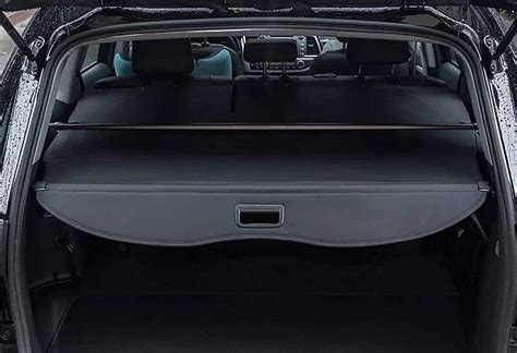 Trunk Organizers There is no gap between the back seats and the cover ...