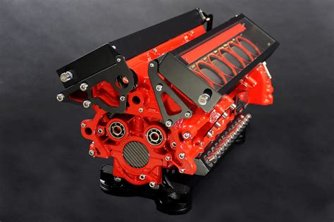 For sale Art Ferrari 550 MARANELLO Engine V12 - For Super Rich