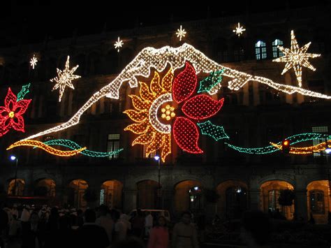 Christmas decorations around the Mexico City Zocalo | Flickr