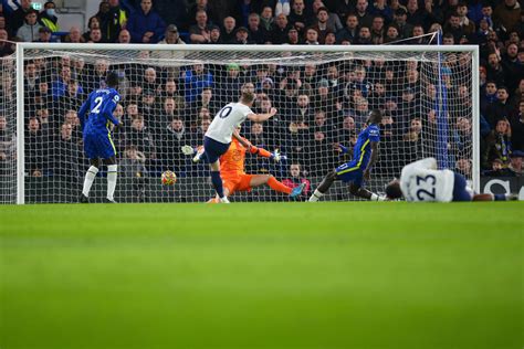 Thomas Tuchel reacts to disallowed Harry Kane goal vs Chelsea