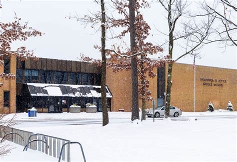 South Burlington school board pushes ahead plans for new middle, high schools - VTDigger