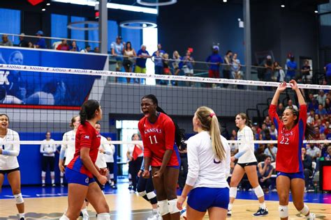 KU volleyball bounces back with victory over No. 19 Marquette - KU Sports