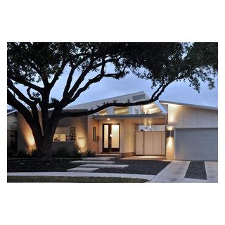 Lampton House - Midcentury - Exterior - Houston - by StudioMET Architects | Houzz