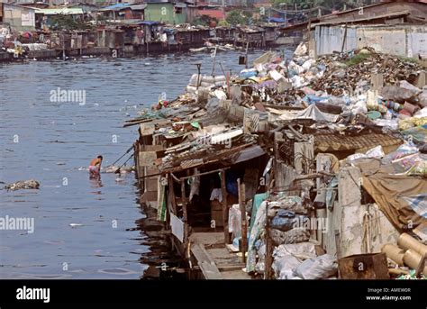 Slum Tondo Manila Philippines Stock Photo - Alamy