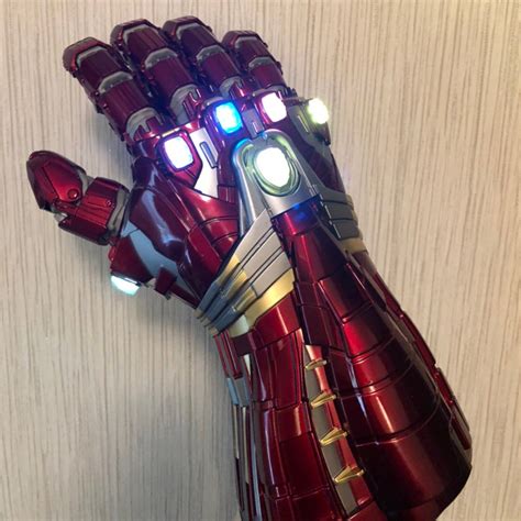 Iron man infinity gauntlet metal wearable nano gauntlet glove cosplay the avengers movie prop ...