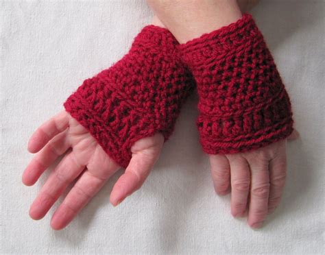 Mr. Micawber's Recipe for Happiness: Wickerwork Mitts ~ Crochet Pattern and Phototutorial