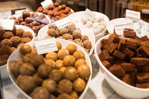 How to do a Brussels Chocolate Tour On Your Own - Earth Trekkers