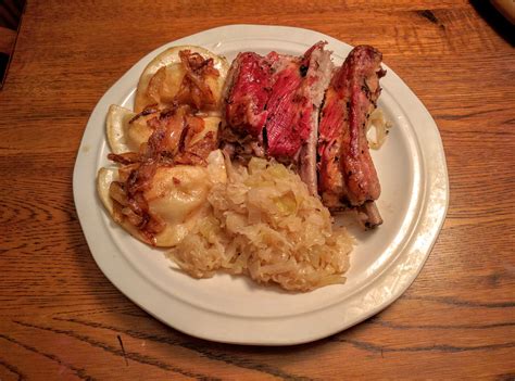 Baked Spareribs With Sauerkraut and Apples Recipe - Food.com | Recipe | Spareribs and sauerkraut ...