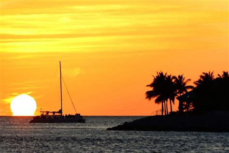 Mallory Square Sunset Celebration: Key West Attractions Review - 10Best ...