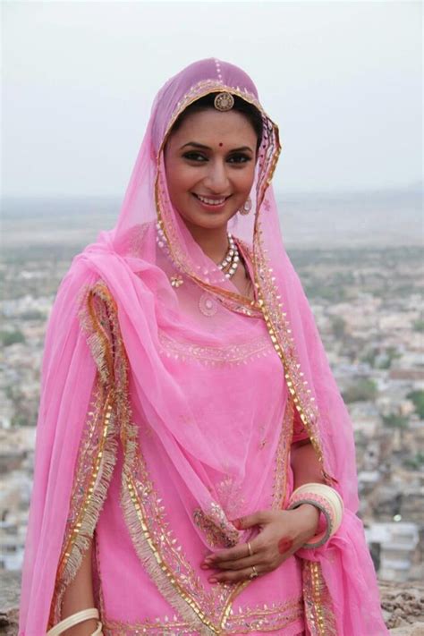 Rajasthani bride #mona Maheshwari this one's for you | Culture & Heritage Holiday Packages ...