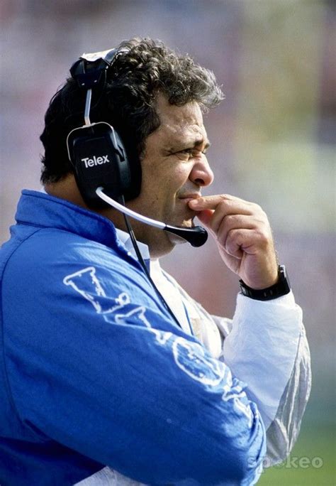 Wayne Fontes the Lions all time winningest coach | Nfl detroit lions, Detroit lions football ...