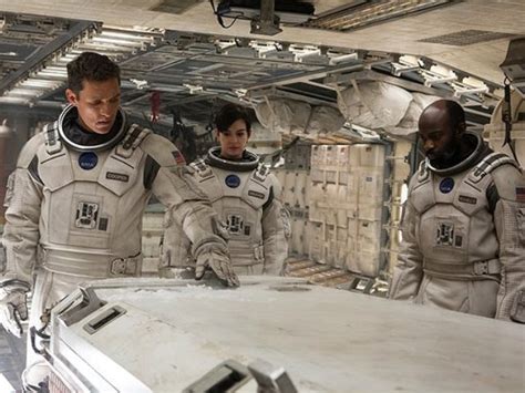 Review: “Interstellar” Captures the Essence of Science Fiction – Reappropriate