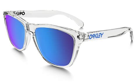 Oakley Frogskins Crystal Collection in Polished Clear/Sapphire Iridium ...