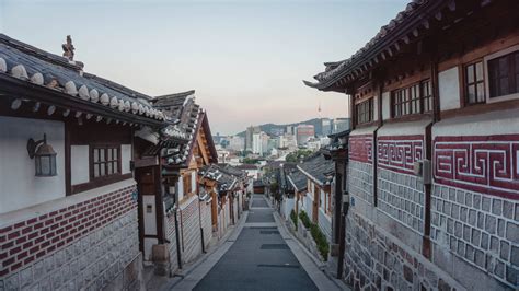 Download Seoul Hanok Village Wallpaper | Wallpapers.com