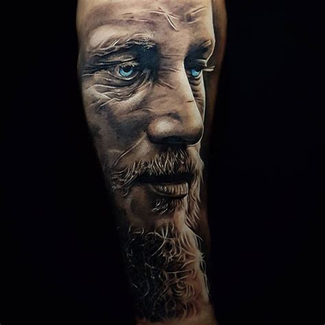 Ragnar Lodbrok Portrait | Best tattoo design ideas