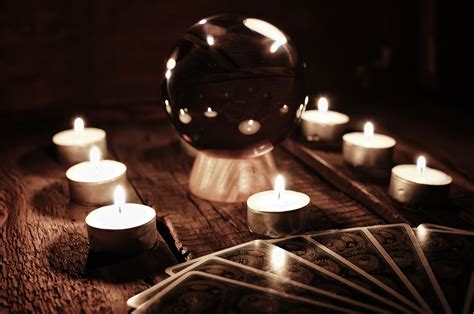 Your Psychic Reading: 5 Things to Know Before You Go