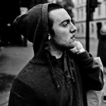 Mac Miller - Fight The Feeling Lyrics (Ft. Kendrick Lamar & Iman Omari)