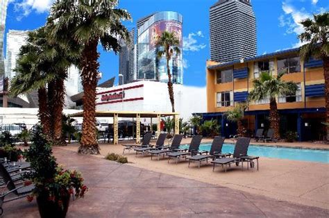 Travelodge Las Vegas Center Strip $59 ($̶6̶9̶) - UPDATED 2018 Prices & Motel Reviews - NV ...