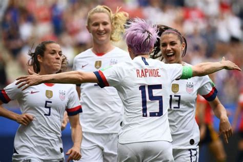 USWNT Wins 2019 World Cup | Ric Size