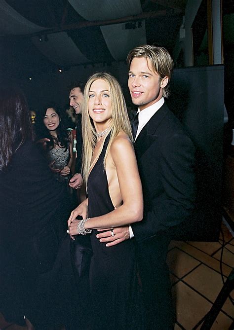 Jennifer Aniston Wedding Dress Brad Pitt