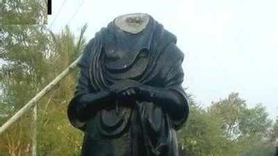 Another Periyar statue vandalised in Tamil Nadu | India News - Times of India