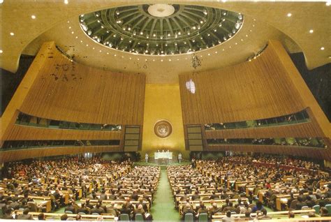 Postcard A La Carte: United Nations General Assembly Hall - New York City