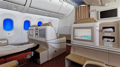 Review: Air India Boeing 787 Business Class (Delhi – Sydney) (2023)