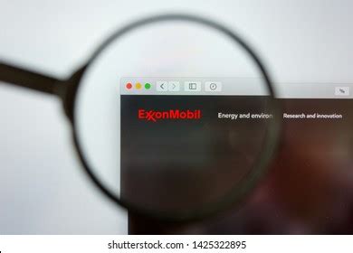 ExxonMobil Logo Vector (.EPS) Free Download