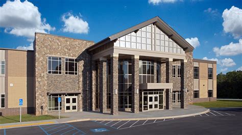 Walhalla High School, School District of Oconee County - McMillan Pazdan Smith Architecture