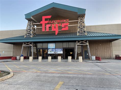 Fry’s Electronics – Houston Historic Retail