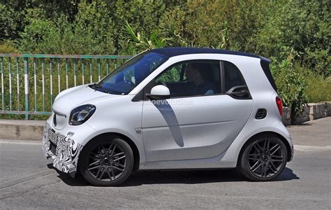 2016 Smart ForTwo Brabus Spotted in Production Guise - autoevolution