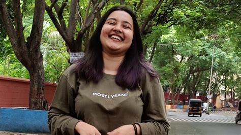 Got my hands on the @Mostlysane merch! 😍😍💃|Vlogmas 2021 - YouTube