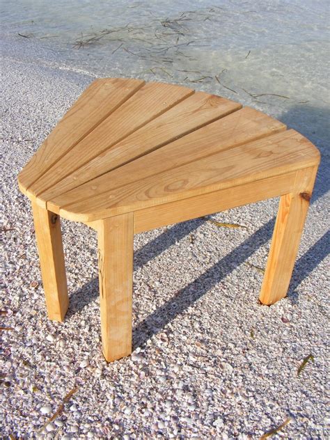 Wedged Side Table - Adirondack Style | Adirondack table, Diy side table ...