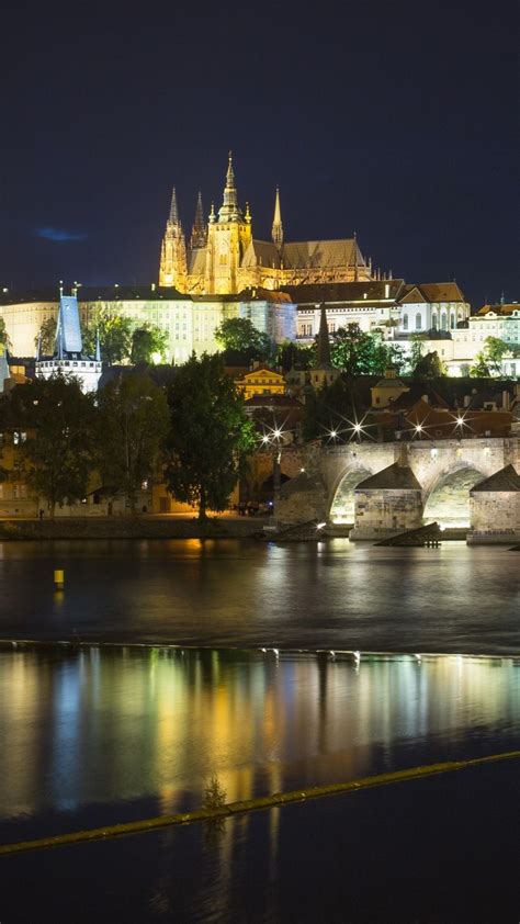 Prague Castle wallpaper - backiee