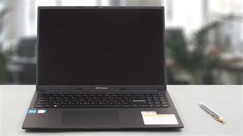 ASUS Vivobook 16 (X1605) review - affordability comes at 16 inches ...