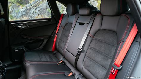 Porsche Macan GTS | 2022MY (Color: Carmine Red) | Interior, Rear Seats