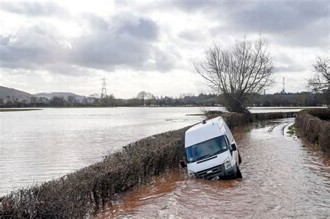 Rising flood water around the Midlands after Storm Dennis. - Birmingham Live