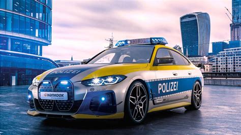 BMW i4 arrives as a police car in Germany