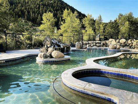 Broadwater Hot Springs: The One & Only Soak In The Capital Of Montana | Traxplorio