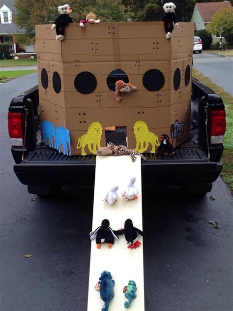 Noah's Ark for Trunk or Treat at Trinity Lutheran Church | Trunk or treat, Truck or treat ...