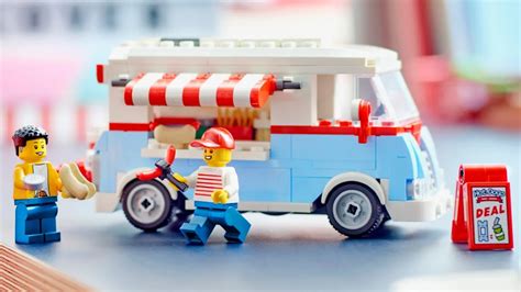 LEGO Icons 40681 Retro Food Truck free gift available now