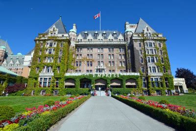 The Empress Hotel, Victoria BC jigsaw puzzle in Castles puzzles on TheJigsawPuzzles.com