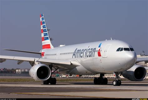 N287AY - American Airlines Airbus A330-200 at Milan - Malpensa | Photo ID 977577 | Airplane ...